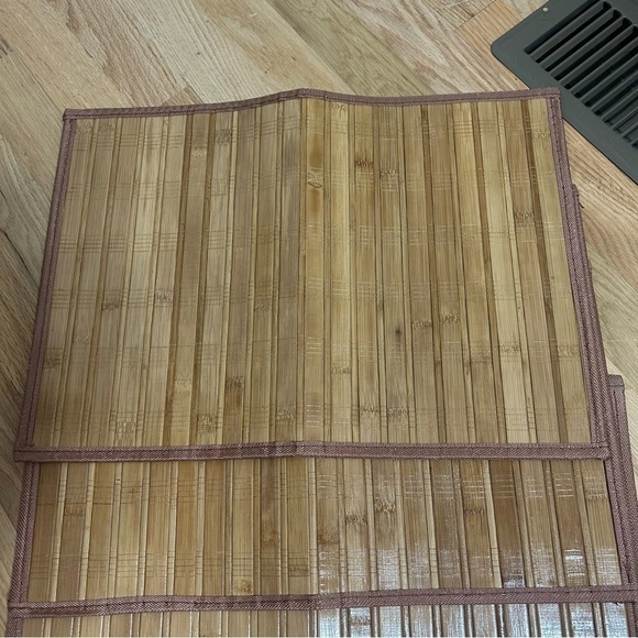 Bamboo Placemats Set of 4 Tan Brown Home Kitchen Dining - Picture 2 of 5